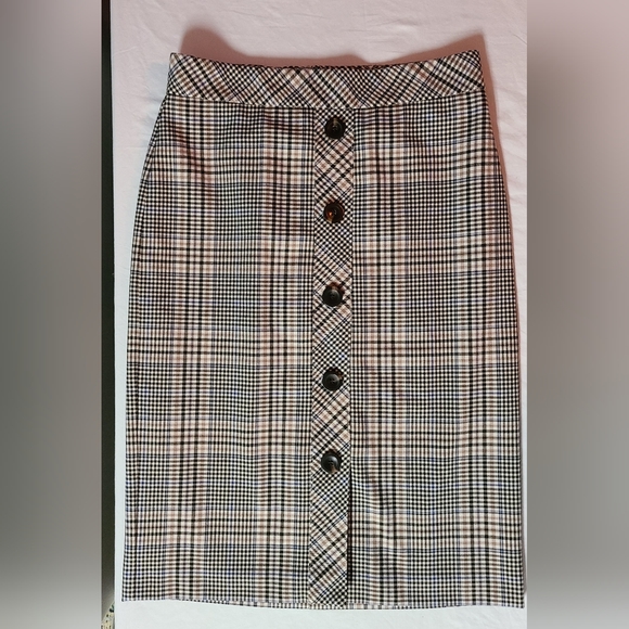 Ann Taylor Dresses & Skirts - Ann Taylor Plaid Skirt Size 4